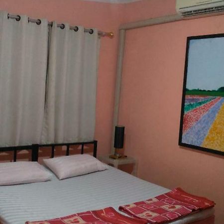 The Kong Hotel Bangkok Kültér fotó